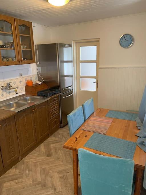 Cheerfull 2-Bedroom With Patio. Close To All Ameneties. Zagreb Exteriör bild